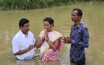 High caste Hindu couple baptized as followers of Jesus after miraculous deliverance from horrid demons