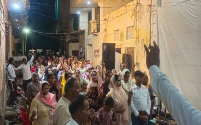 OPEN-AIR street meetings in Punjab: the sick healed, demons cast out, 45 accept Jesus Christ